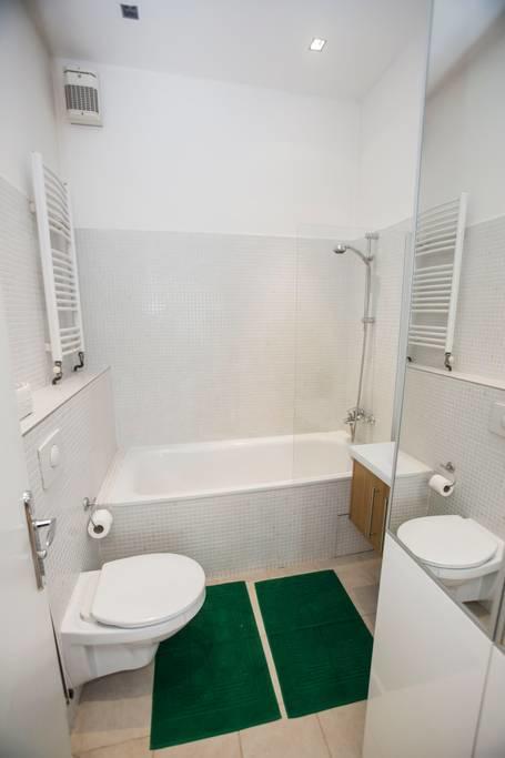Quiet Apartment With Balcony Charles Bridge Praag Buitenkant foto