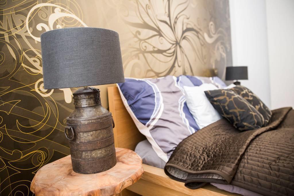 Quiet Apartment With Balcony Charles Bridge Praag Buitenkant foto